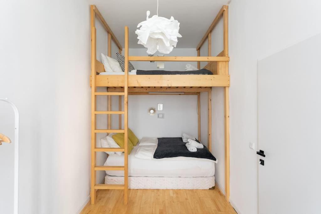 Charming & Authentic Vienna Flat - Central Located Exterior photo