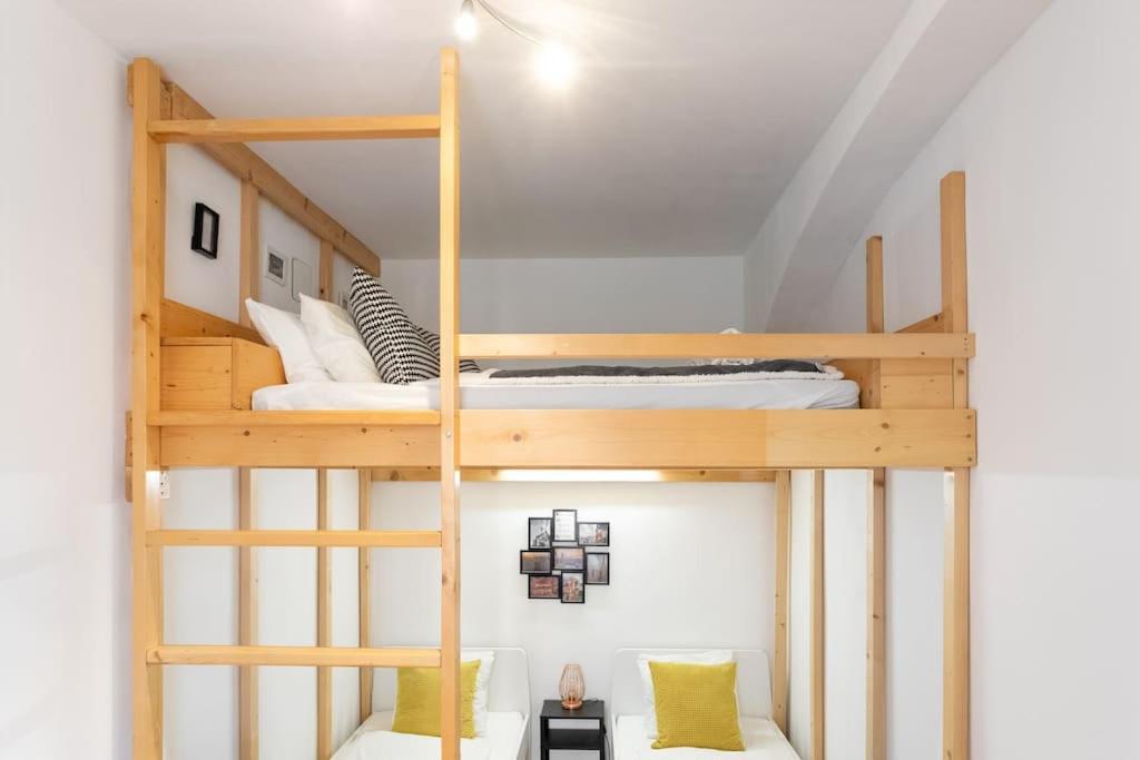 Charming & Authentic Vienna Flat - Central Located Exterior photo